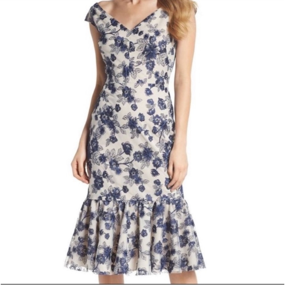 ✨ Gal Meets Glam “Rosemary” Dress – Size 16 – BNWT ✨